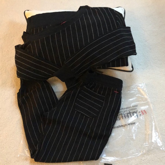 NWT! Barkley pinstripe jogger w/ float top - Picture 2 of 7
